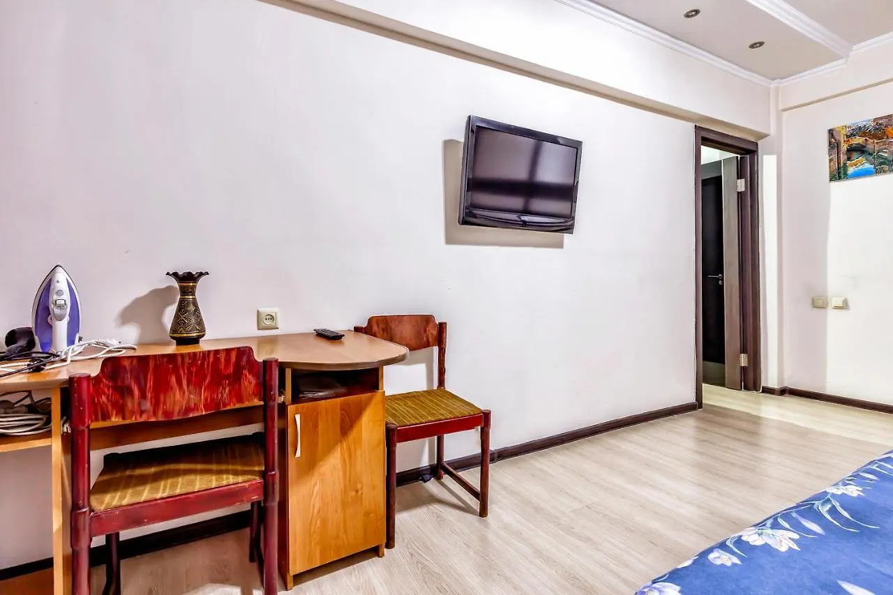 35 Traveler'S Choice In The City Center Ałma Ata Apartament